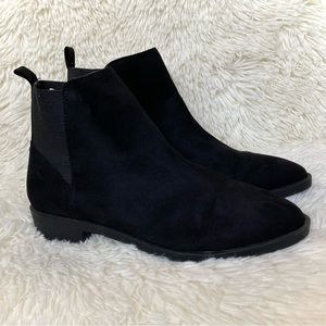 London Rag black Chelsea booties size 10